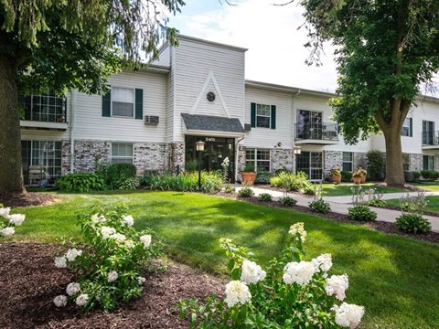 New Fountains Apartment Homes in Fitchburg WI