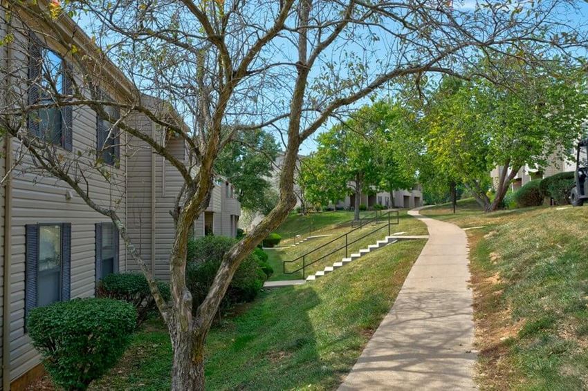 Forest Woods Apartments, 101 Forest Parkway, Valley Park, MO RentCafe