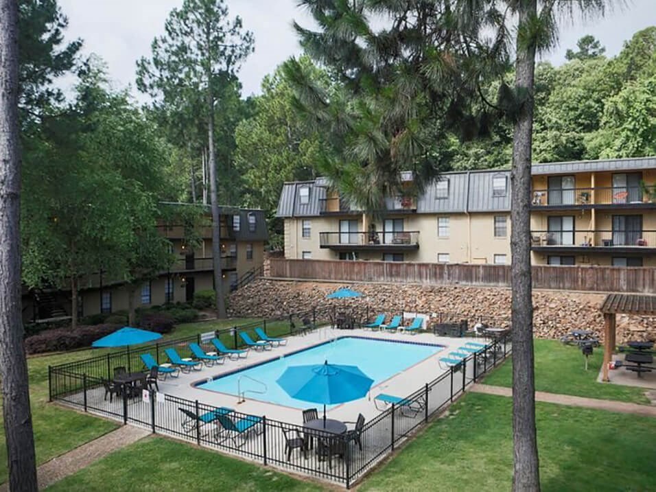 Swimming Pool at Vantage Point Apartments