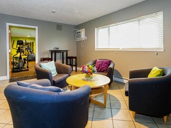 Apartment Clubhouse with Fitness Center - Photo Gallery 2