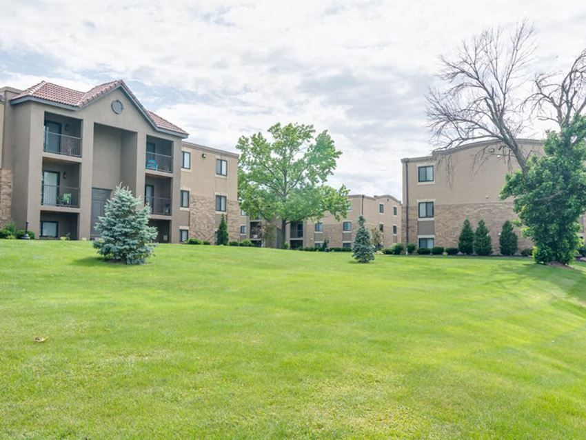 The Hills Apartments in Kansas City MO - Photo Gallery