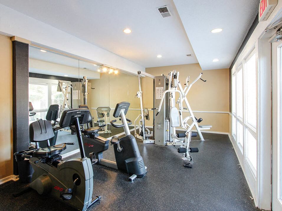 fitness center at Woodhollow Apartments