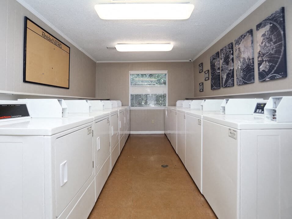 onsite laundry facility at The Oaks Apartments