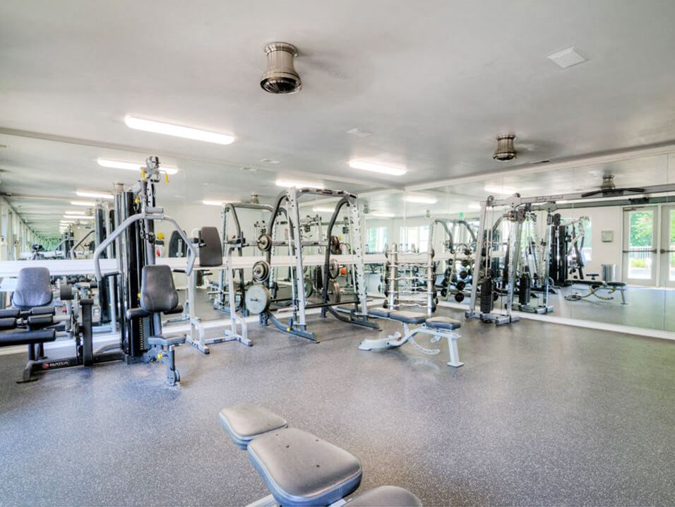 fitness center with Weight Machines 
