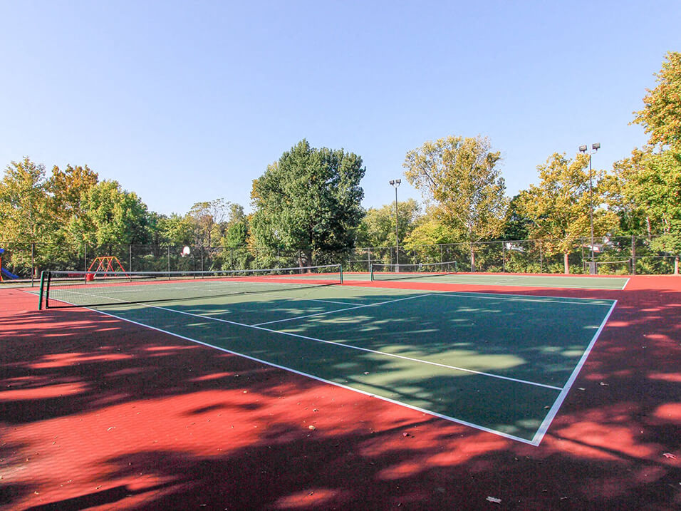 Tennis Court at Woodhollow Apartments
