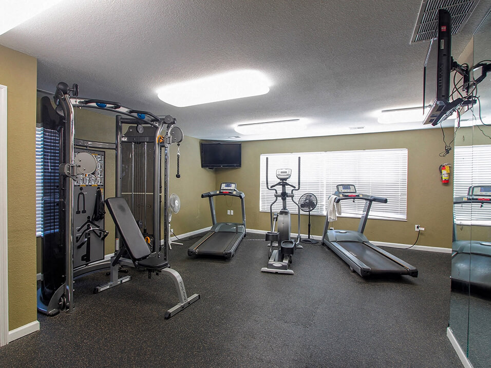 fitness center at Westport Station Apartments
