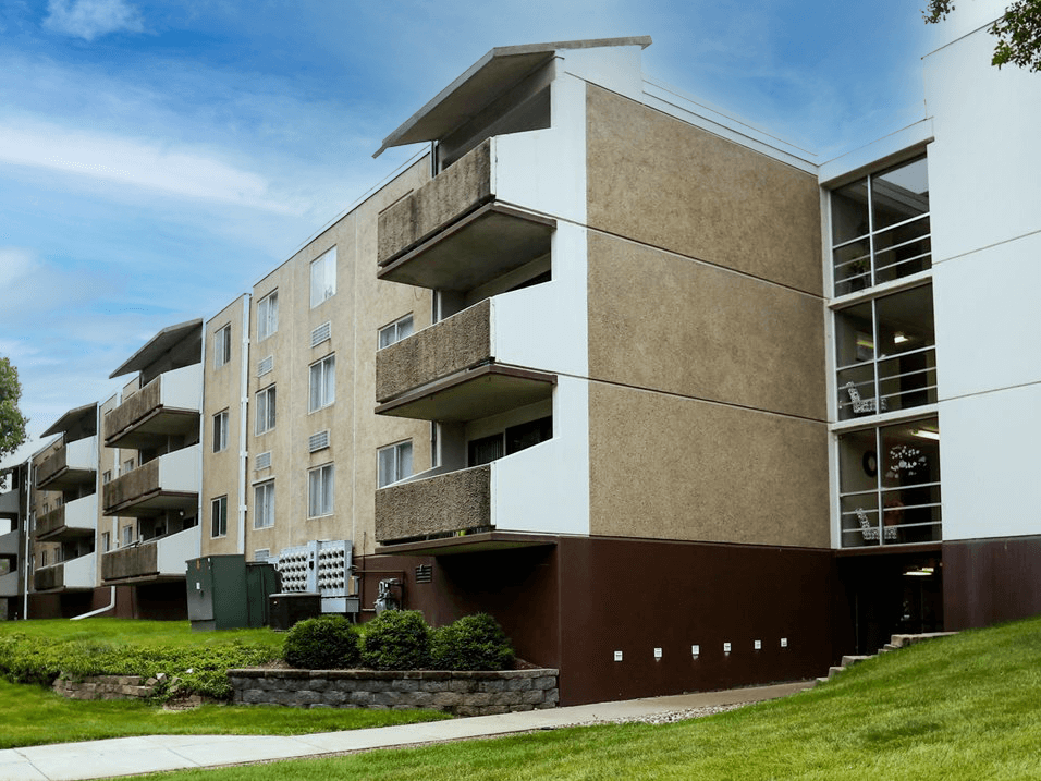 Ridge Oaks Apartments in Sioux City, IA