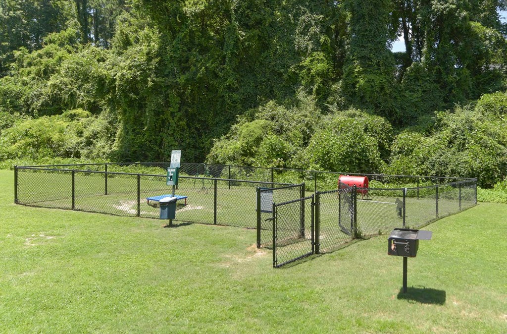 Dog park at the Creek Apartments