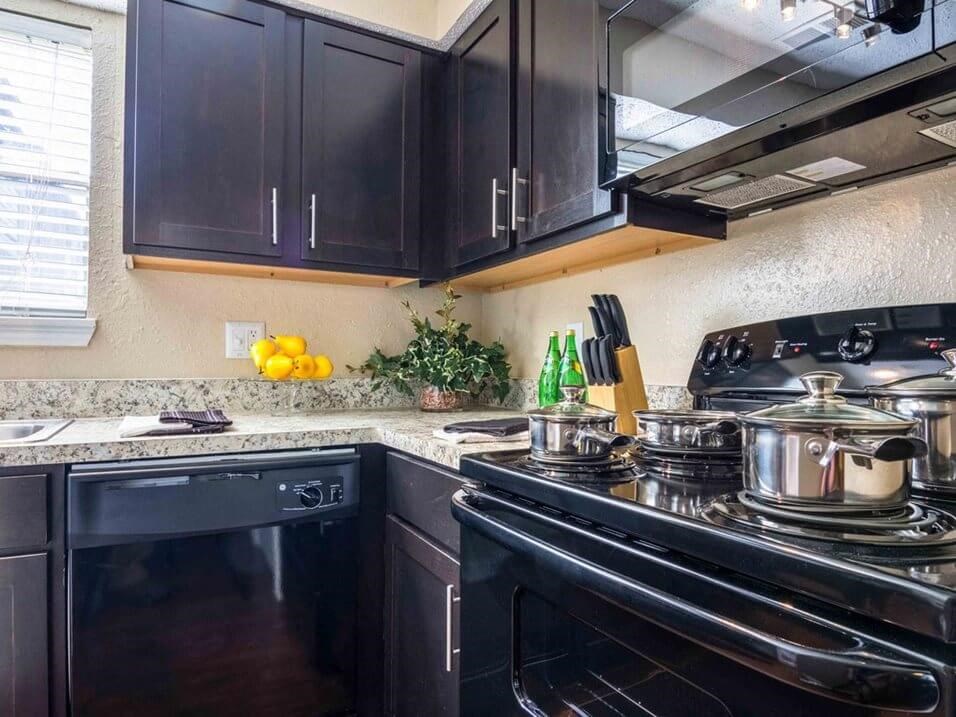 Summer Green apartments with nice kitchen features