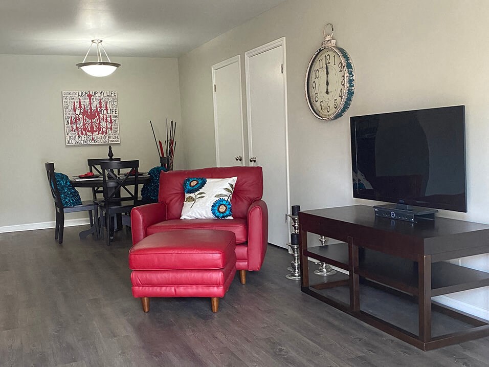 Abbey Court Apartments