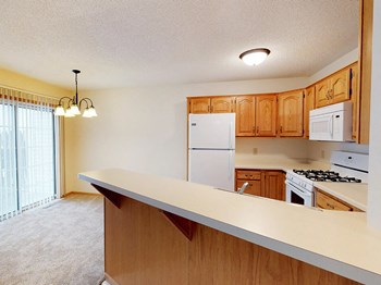 French Creek Townhomes with large kitchen - Photo Gallery 4