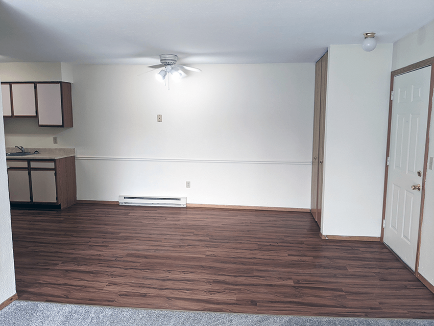 hardwood style flooring at Maumee apartments