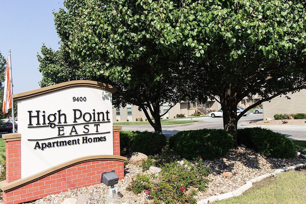 Apartments in Wichita Entrance