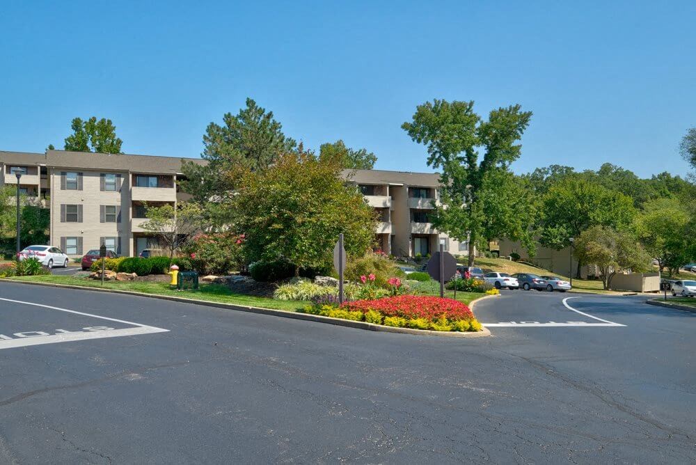 Forest Park Apartments landscaping