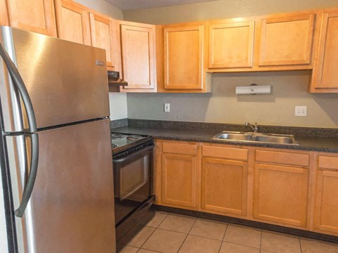 stainless steel appliances in Toledo OH apartments
