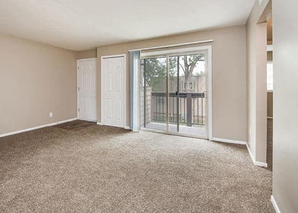 patio at Grant 79 apartments