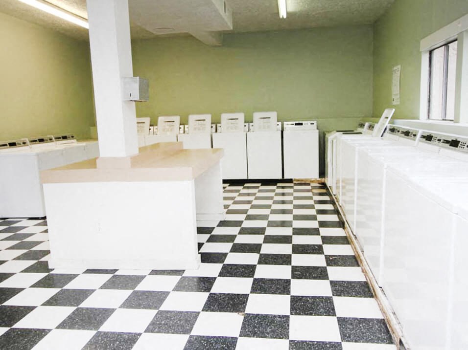 Laundry Facility at Mission Hills