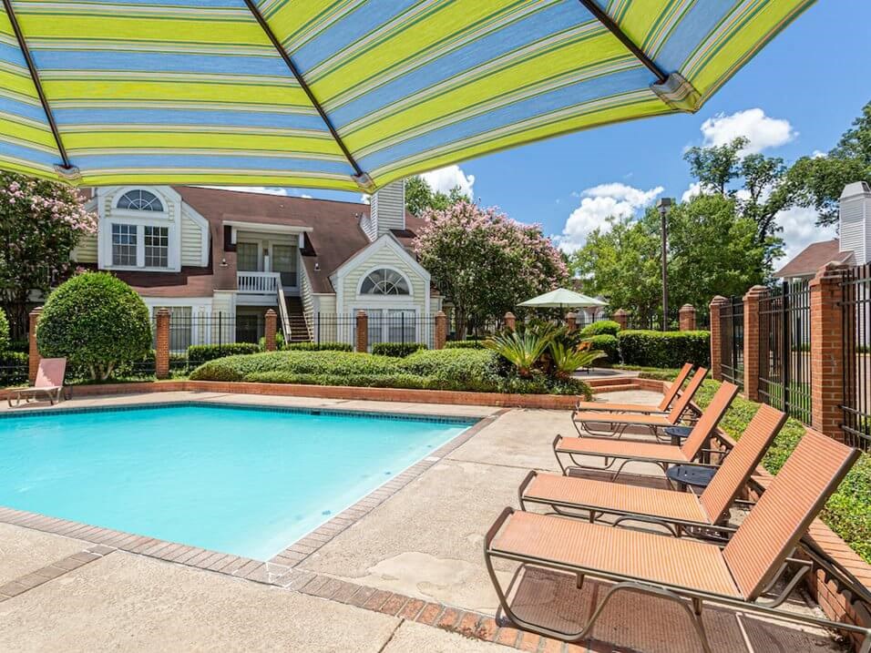 Apartments in Alexandria with swimming pool