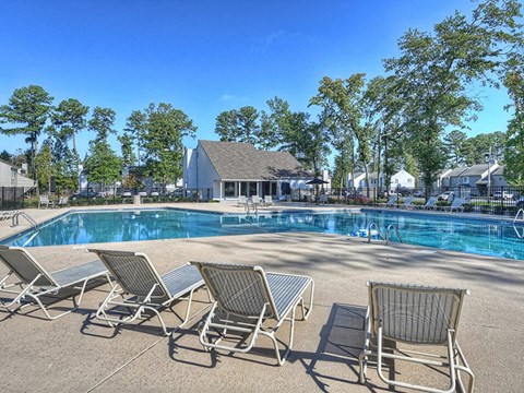 swimming pool at Southgate apartments