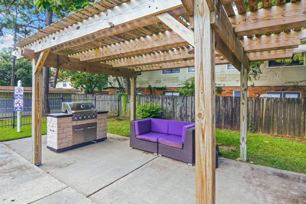 Dove Creek Apartments in Baton Rouge LA