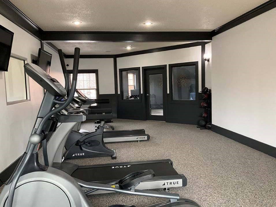 Abbey Court Apartments