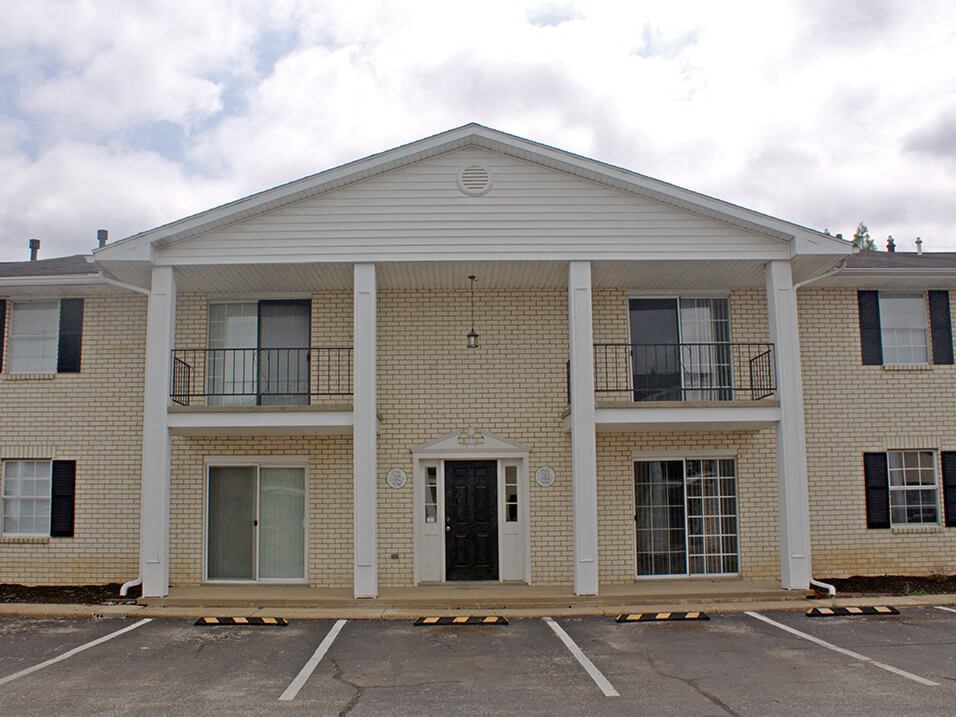 apartments with Off Street Parking