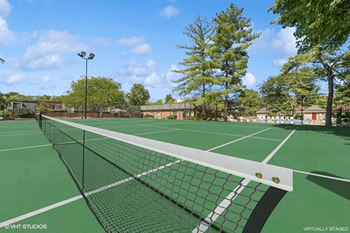 tennis court at apartment in Fairfield, Ohio