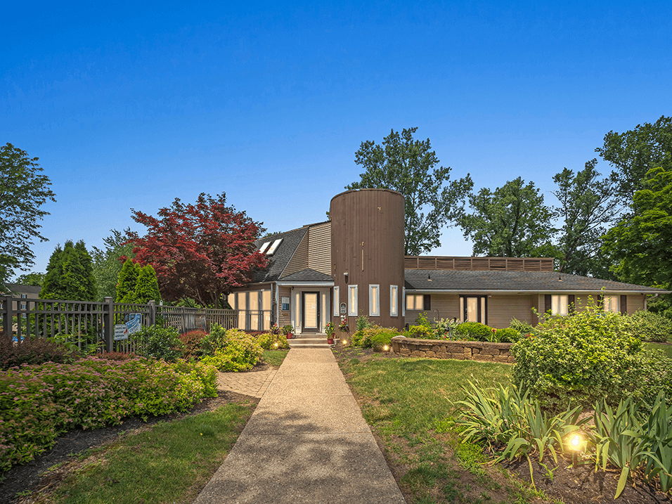 Ardsley Ridge Townhomes & Apartments office