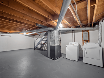 Washer/Dryer in townhome - Photo Gallery 17