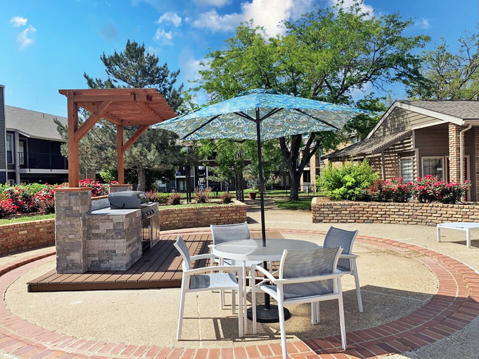 bbq area at Amarillo TX apartments