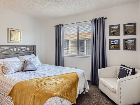 Bedroom With Natural light at country green apartments