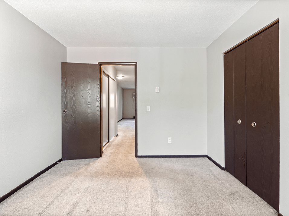 bedroom with a closet