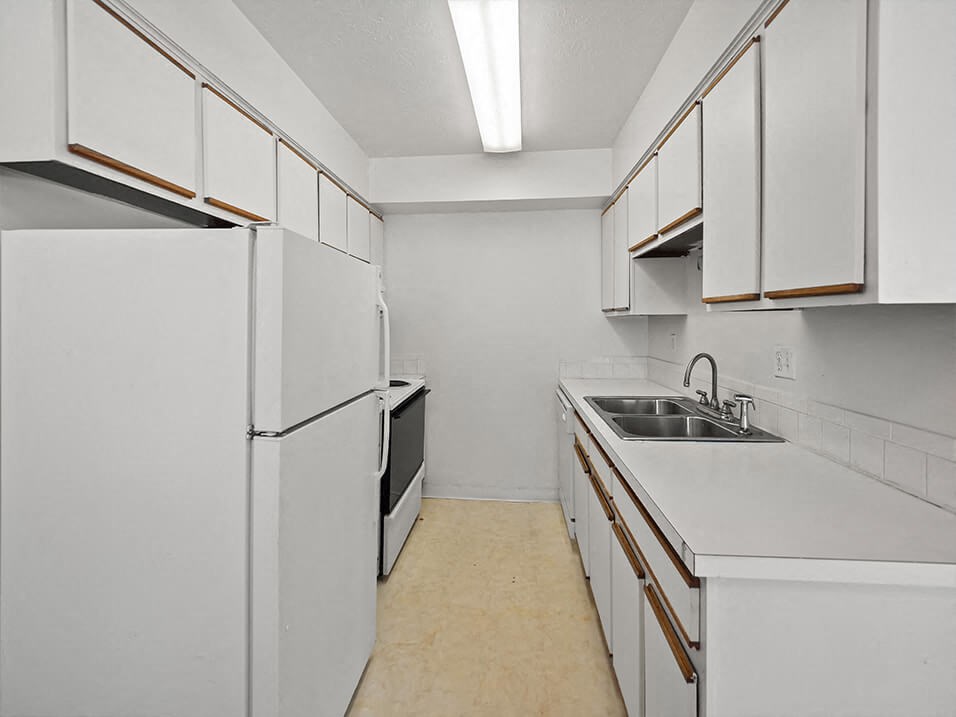 Kitchen with lots of cabinets