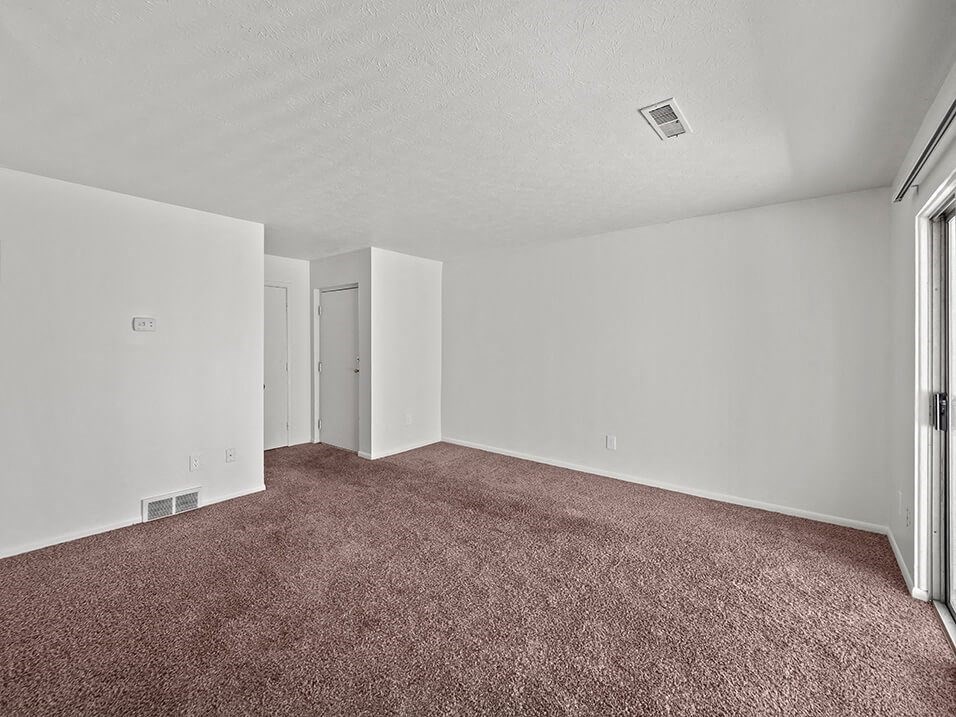 apartment living room in Columbus