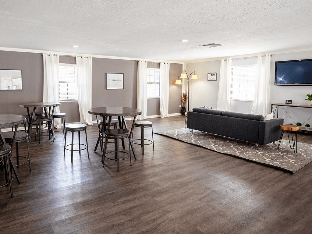 clubhouse at Cedarwood Village Apartments