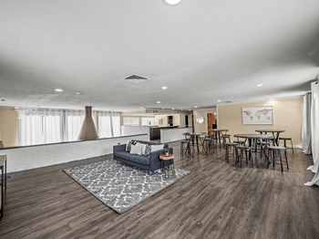 Clubhouse at apartment community - Photo Gallery 13
