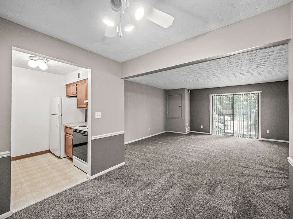 apartment living room in Akron