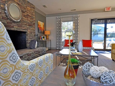 clubhouse at Pavilion Lakes Apartments