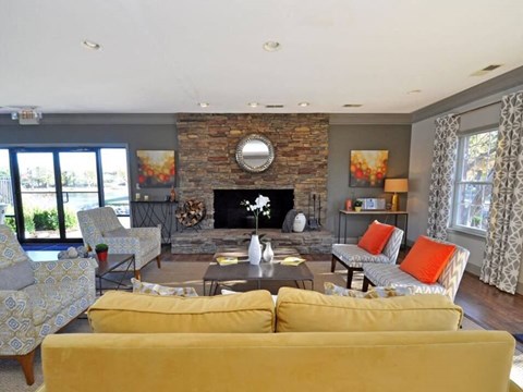 Clubhouse at Pavilion Lakes apartments