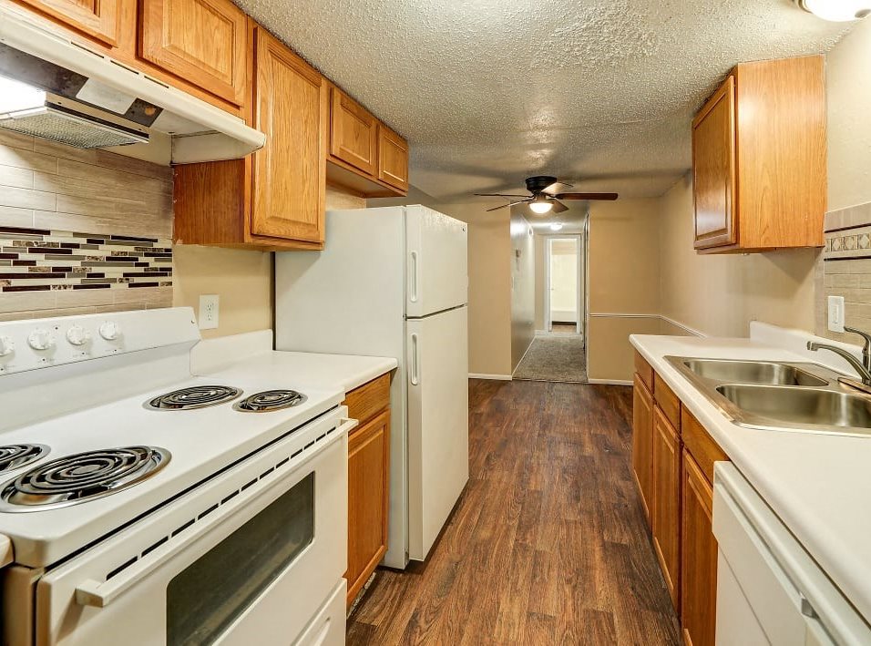 Photos And Video Hearth Hollow Apartments In Derby Ks
