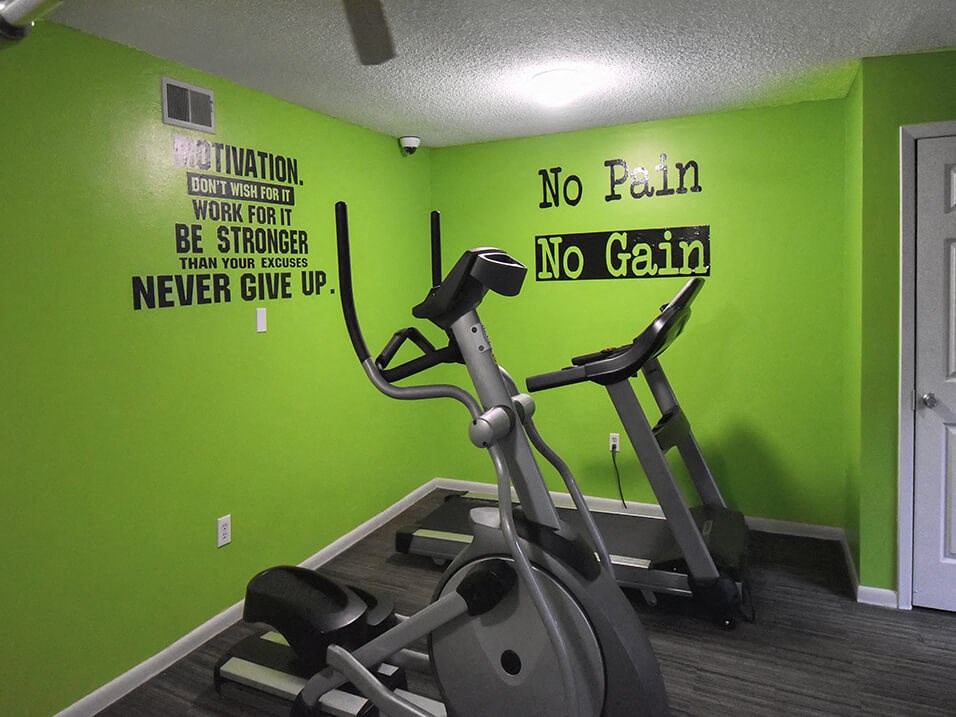 fitness center at vantage point apartments in little rock