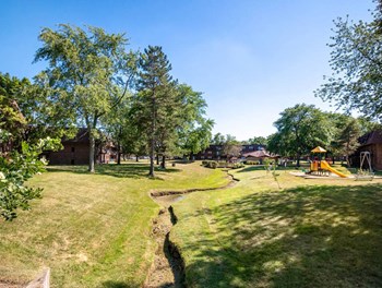 Fox Crest apartments in Waukegan for rent - Photo Gallery 3