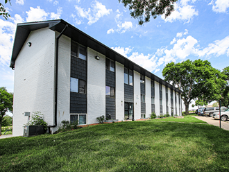 apartment building in Sioux City