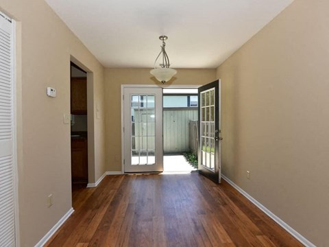 private apartment patio at Evansville In apartment