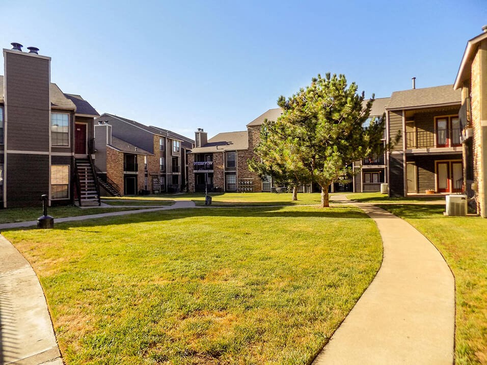 Country club Villas Landscaping