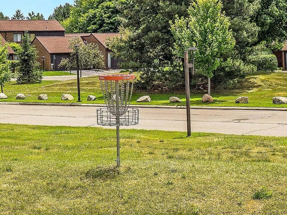 Disc golf at Fairlane East Apartments