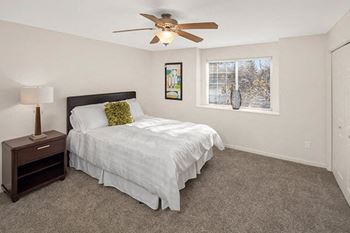 ceiling fans at Woodland Park Apartments