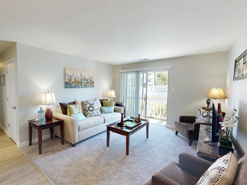 Apartment living room in Florissant