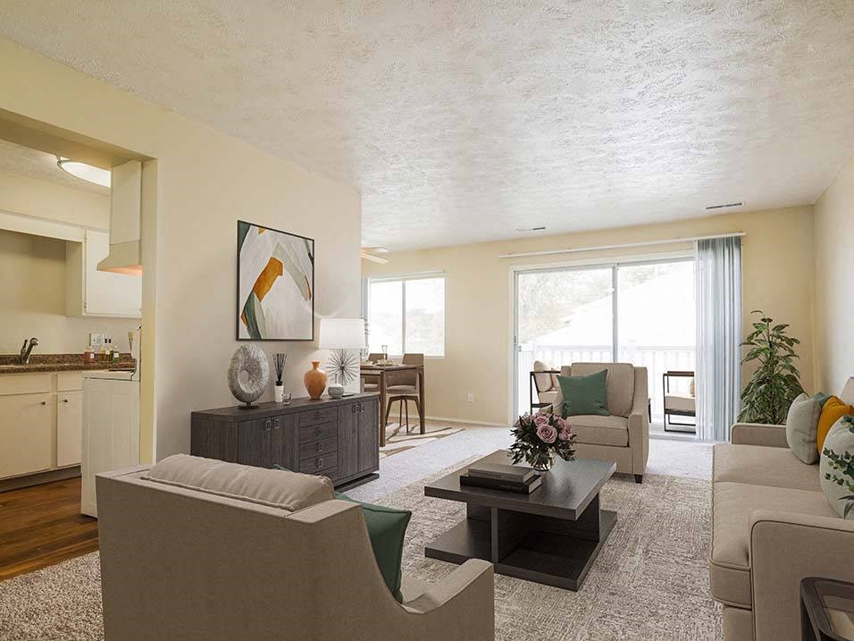 Living space with lots of natural light at georgetowne Apartments