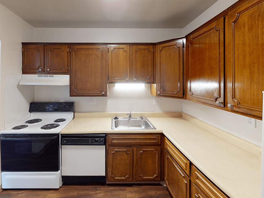 Apartment kitchen at chateau riviera with oven and dishwasher - Photo Gallery